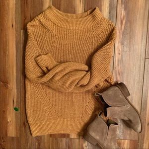 LAST CHANCE, CLOSET CLOSING!! NEW H&M Fall Sweater